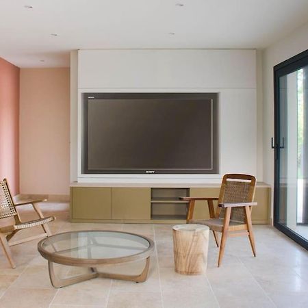 Villa Des Jacinthes Tarascon Exteriér fotografie