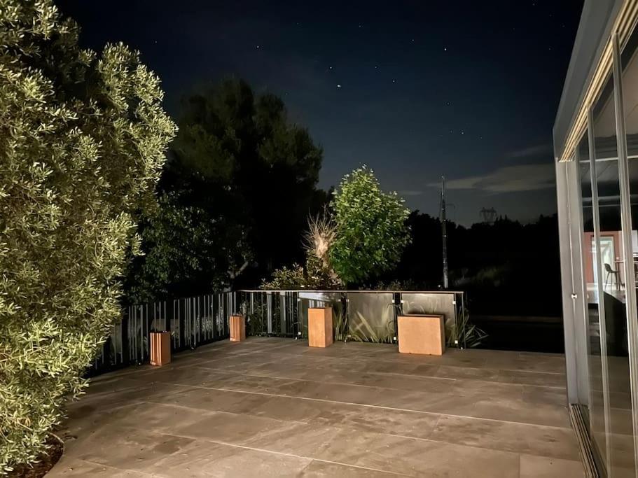 Villa Des Jacinthes Tarascon Exteriér fotografie